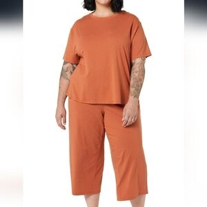 Amazon Essentials Plus Sizes Knit Jersey Lounge Set